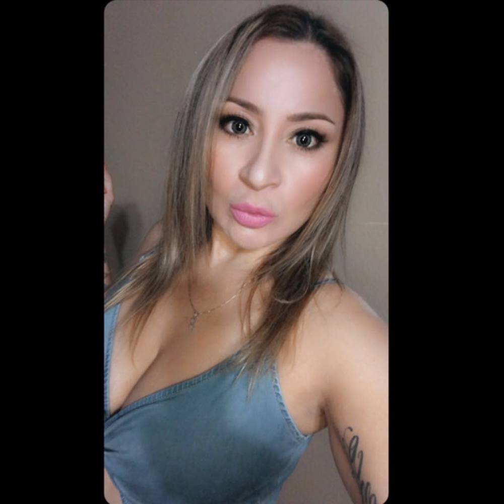 Meet your Posher, Angelique